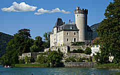 Le ch�teau de Duingt